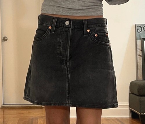 Brand New, Unworn Black Levi's Denim Mini Skirt size 25