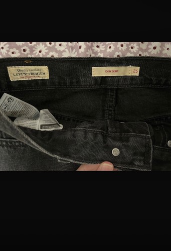 Brand New, Unworn Black Levi's Denim Mini Skirt size 25 - photo 3