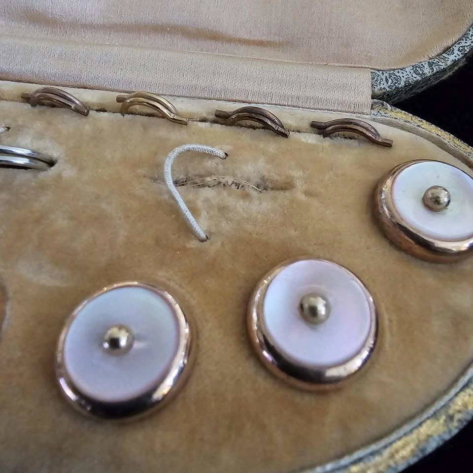 Antique Boxed Set Gilt and Mother of Pearl Dress Set - photo 3