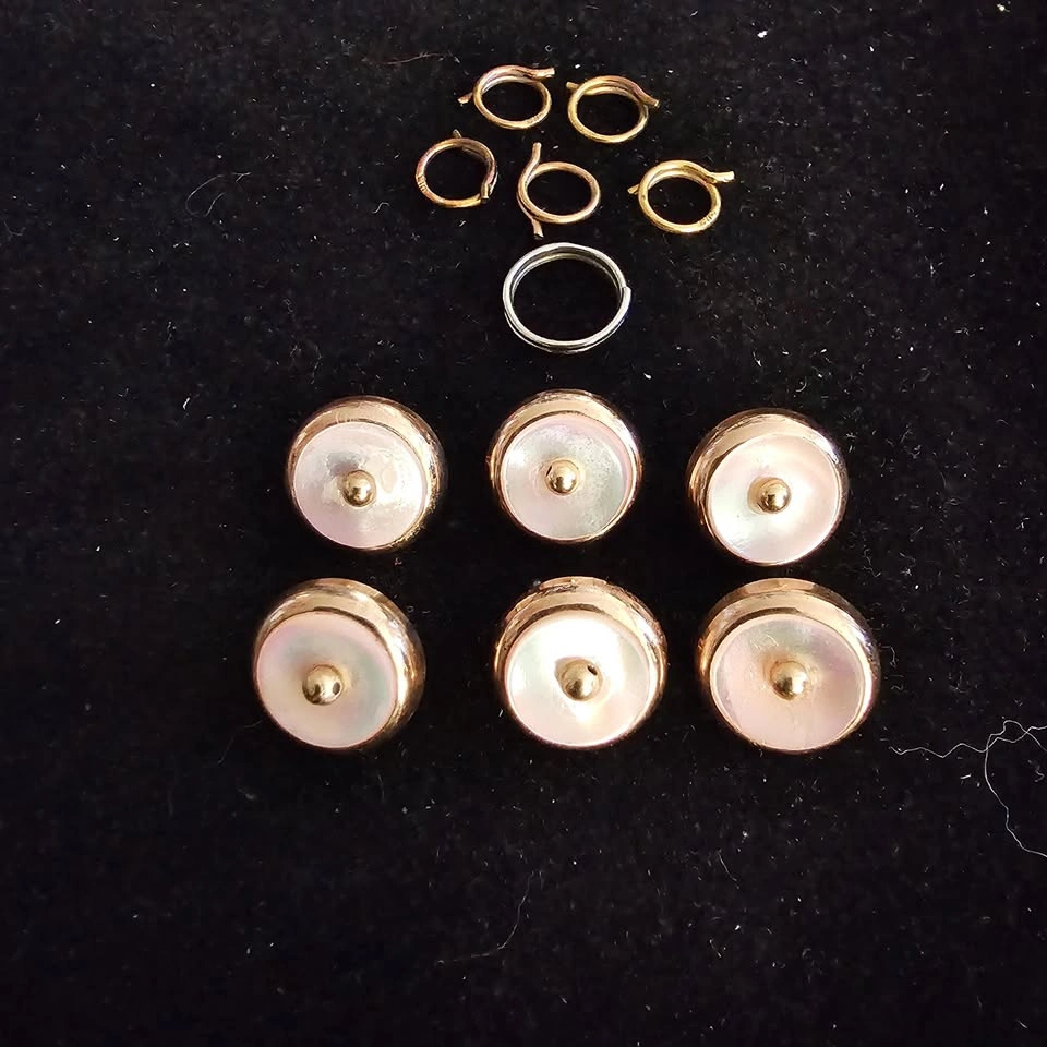 Antique Boxed Set Gilt and Mother of Pearl Dress Set - photo 4