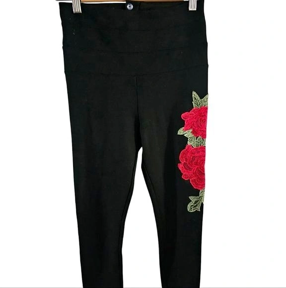 Bebe Black Leggings With Floral Embroidery Size XXS