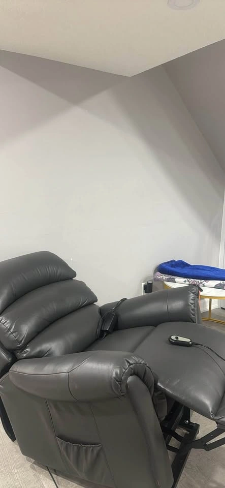 Recliner chair - photo 3