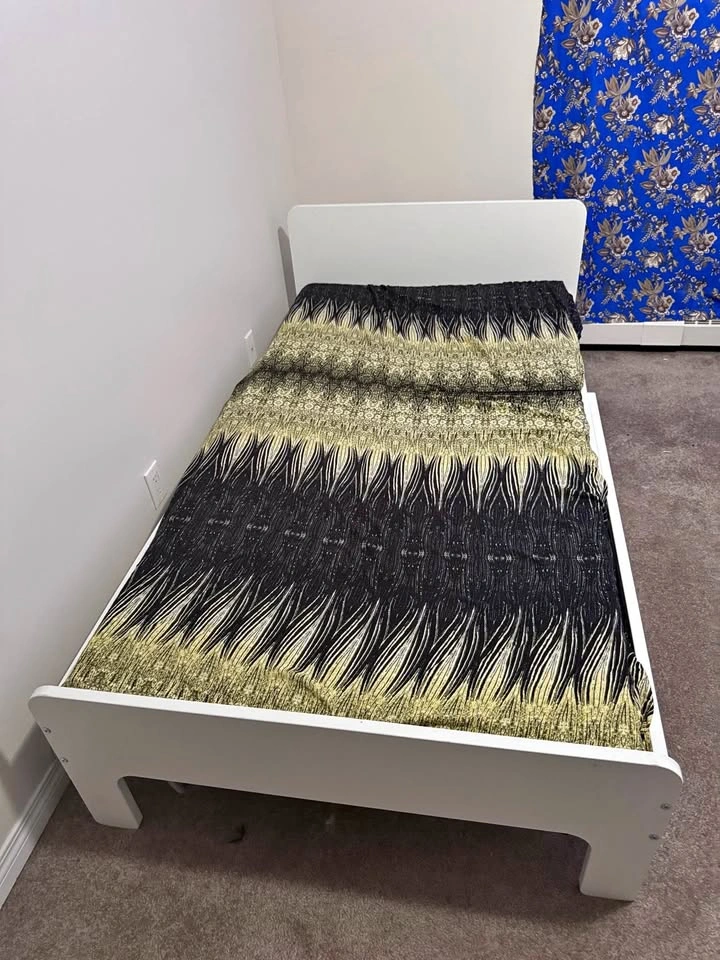 Single bed for kids