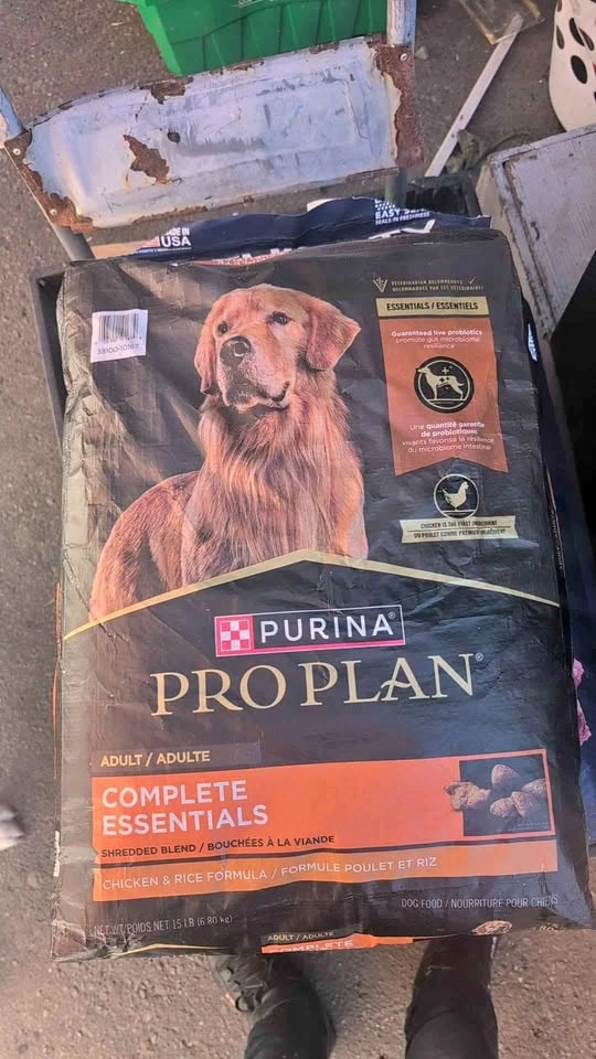 Purina pro plan adult dog food 15.9 kg