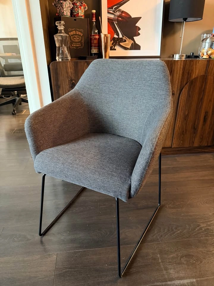 Grey upholstered accent chair - photo 2