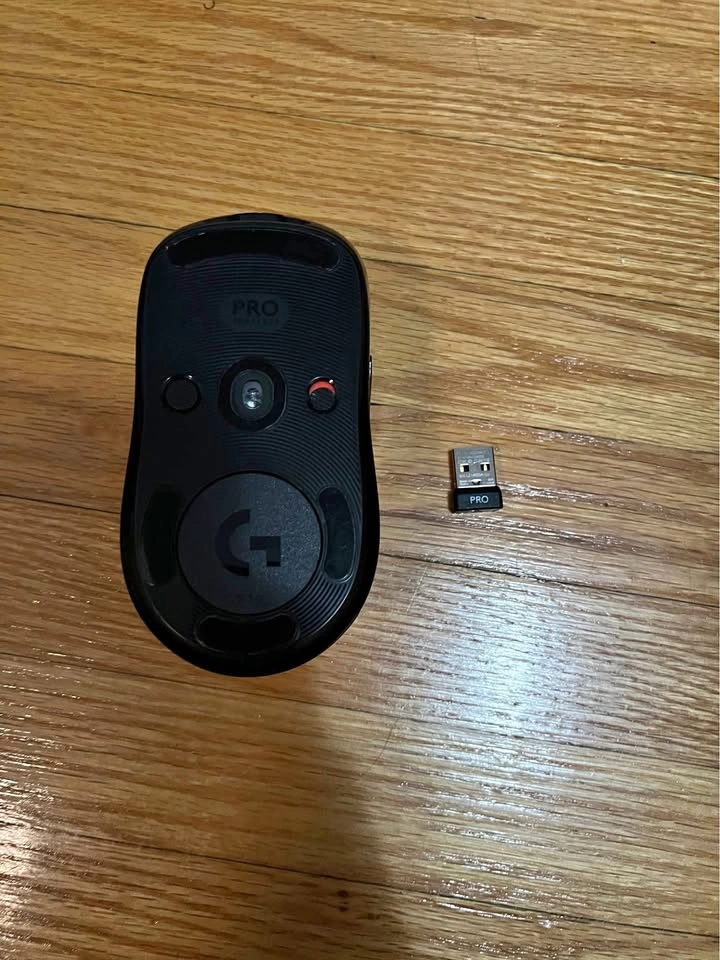 Logitech G Pro Wireless - No Wire or Dongle