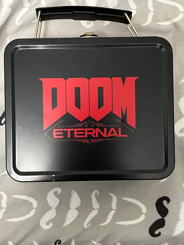 Doom Eternal Lunch Box (GameStop Preorder Bonus) image indicator(2)