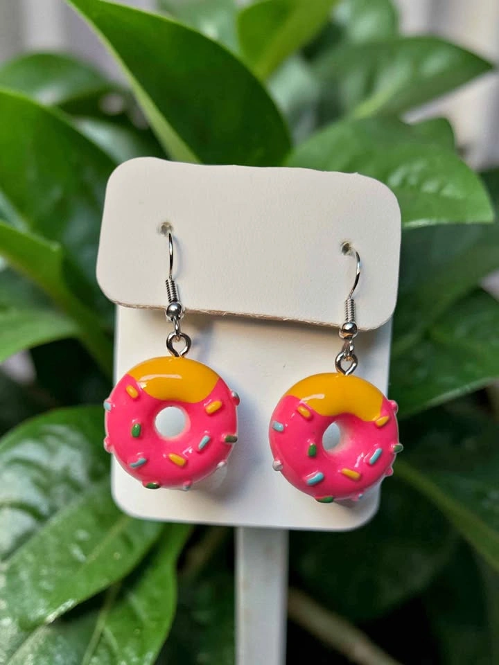 Kawaii Pink Donut Earrings with Sprinkles – Mini Food Jewelry