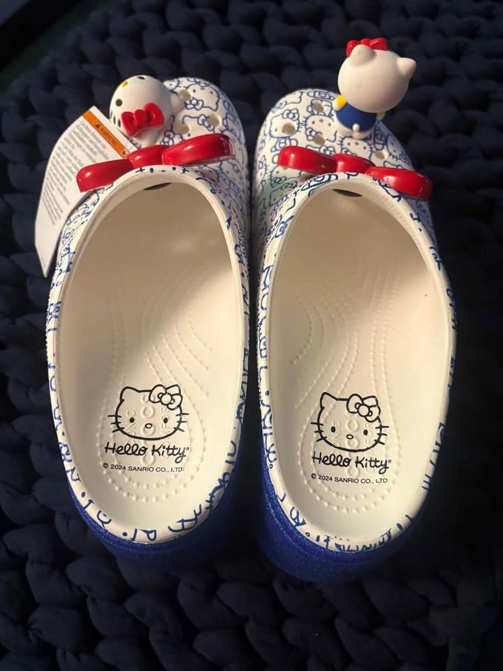 Hello Kitty Siren Clog Size 9 - photo 2