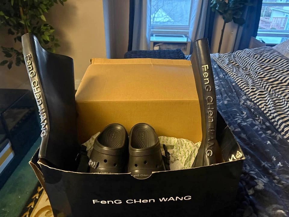 Crocs Feng Chen Wang Rare women size 9