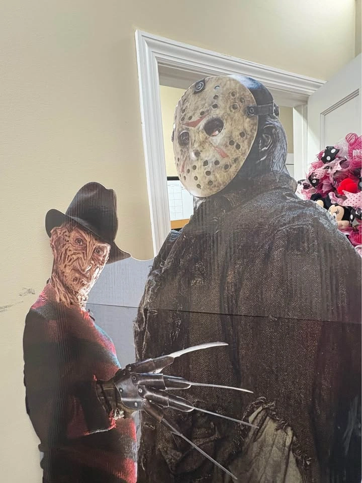 Freddy vs Jason 6ft cut out - photo 4
