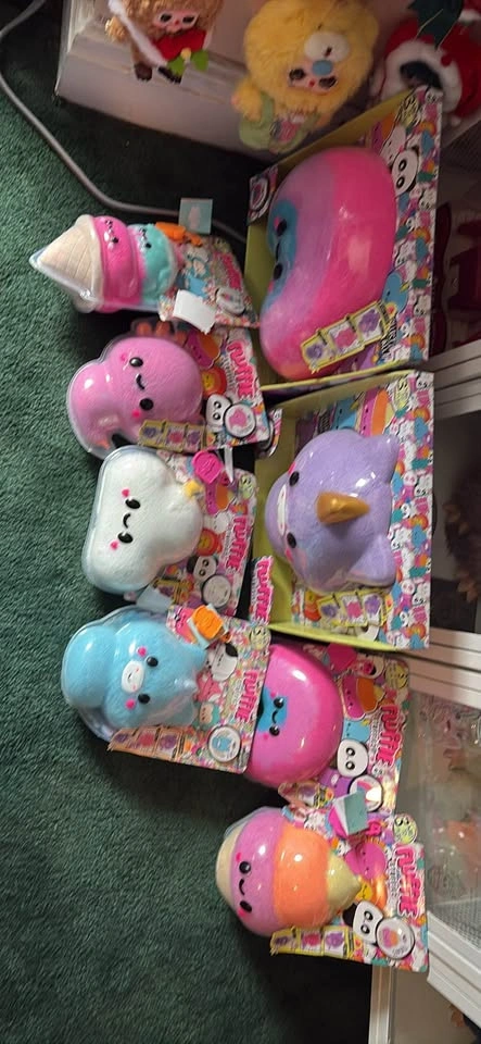 Fluffie Stuffiez Lot of 8 - photo 4