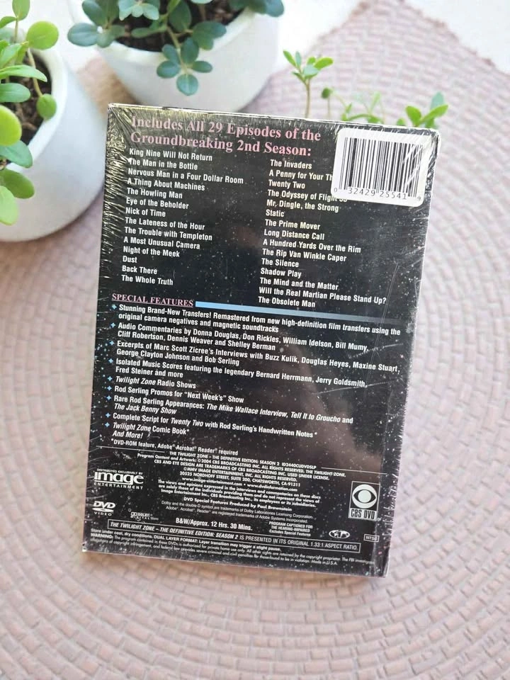 The Twilight Zone Season 2 DVD Box Set - Definitive Edition - photo 2