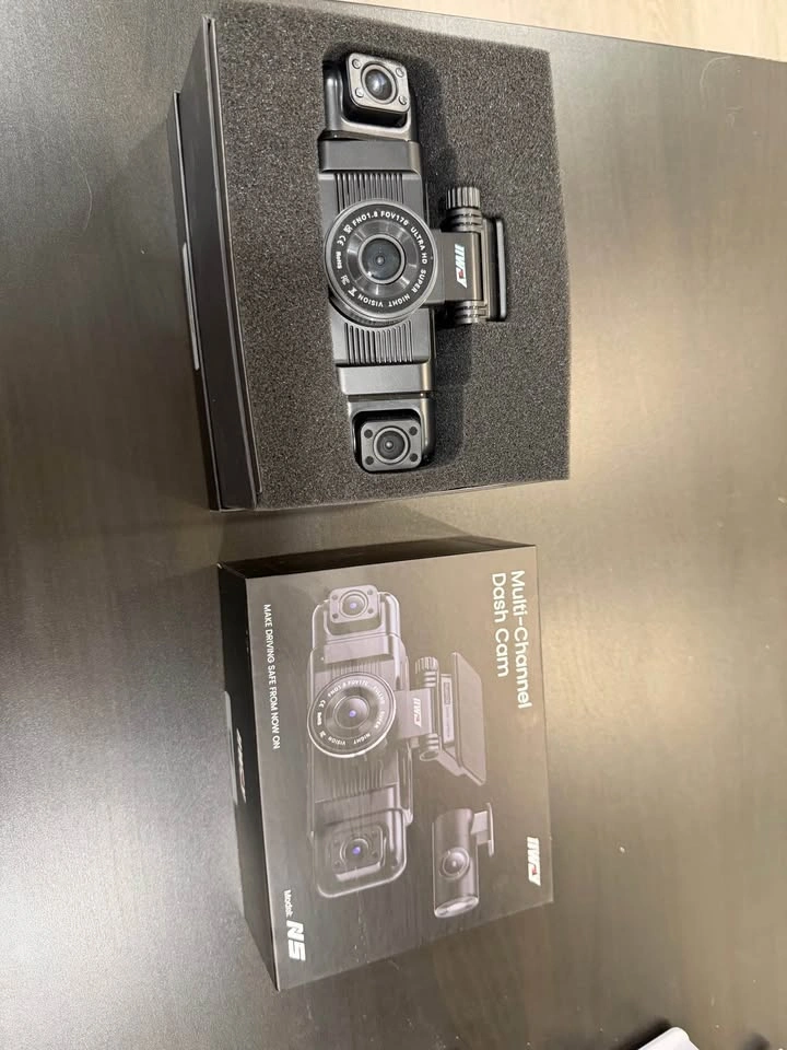 IIWEY N5 3-Channel Dash Cam – Like New - photo 2