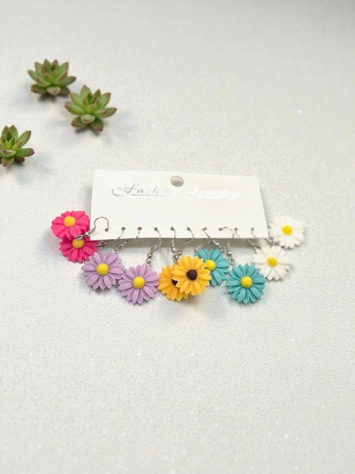 5-Pair Daisy Flower Stud Earrings Set - photo 4