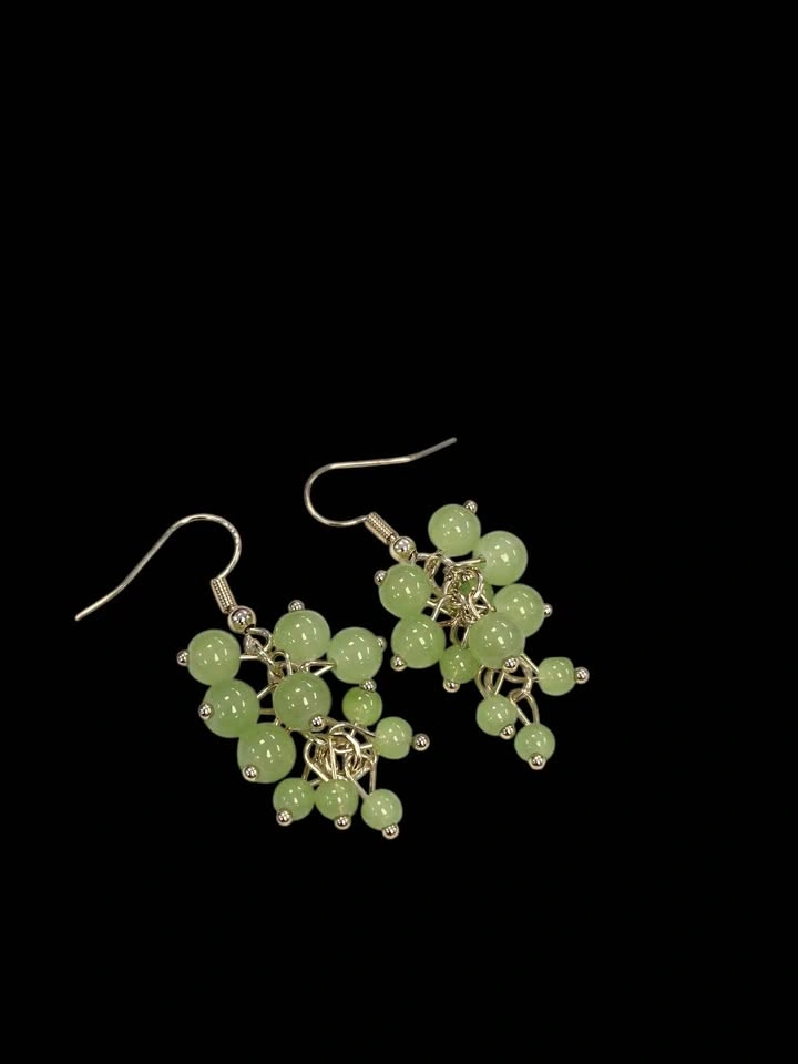 Green Grape Bead Cluster Earrings Gold Drop Style - photo 3