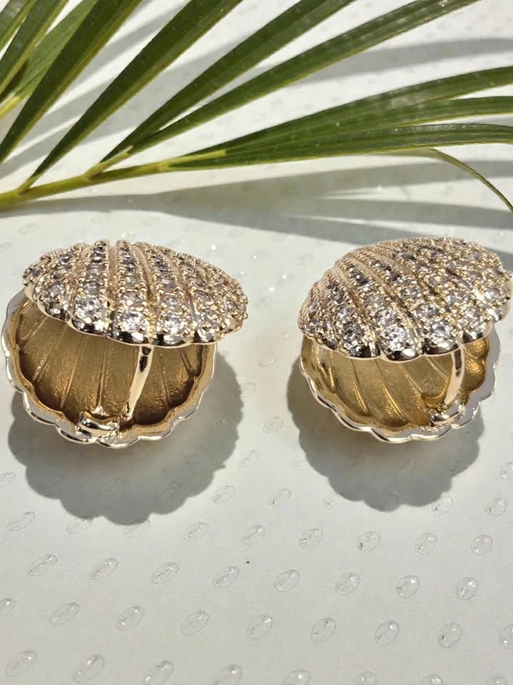 Sparkly Gold Seashell Earrings – Crystal Rhinestone Studs - photo 3