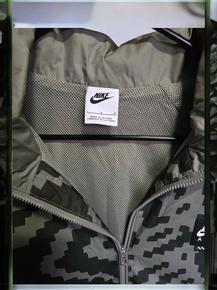 Nike Air Windbreaker Jacket Men’s Digital Camo Large - photo 5