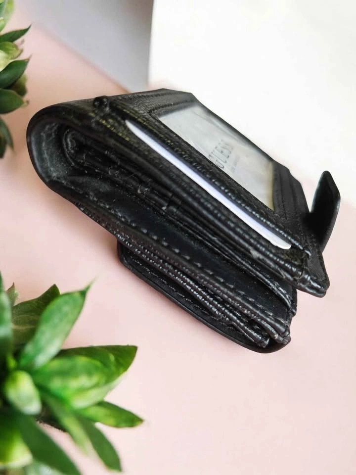 GUESS Black Leather Wallet Women’s Trifold Card Holder - photo 5