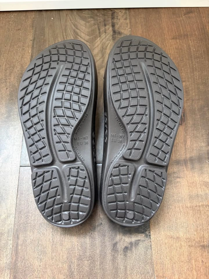 Oofos - Size EU 38 - photo 2