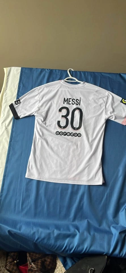 Nike Paris Saint-Germain 2021-22 Away Messi Jersey - photo 2