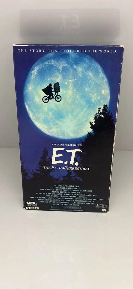MCA Home Video E.T. The Extra-Terrestrial VHS - photo 2