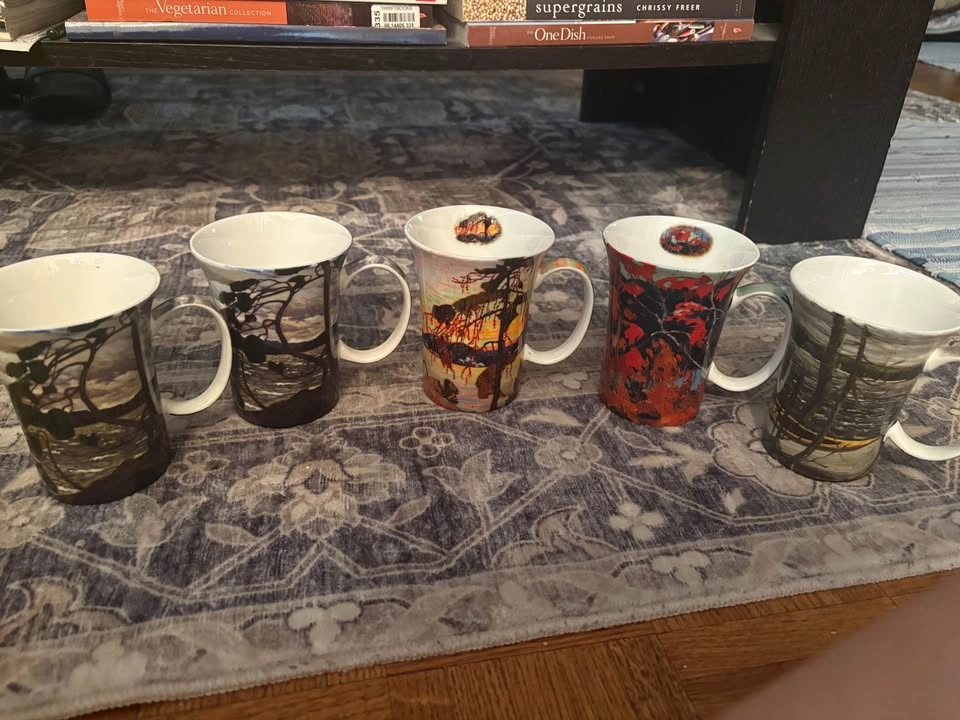McIntosh Group of Seven Fine Bone China Mugs - Set of 5 - photo 4