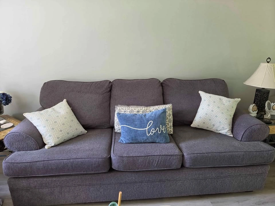 Ashley 3 seater sofa - photo 2