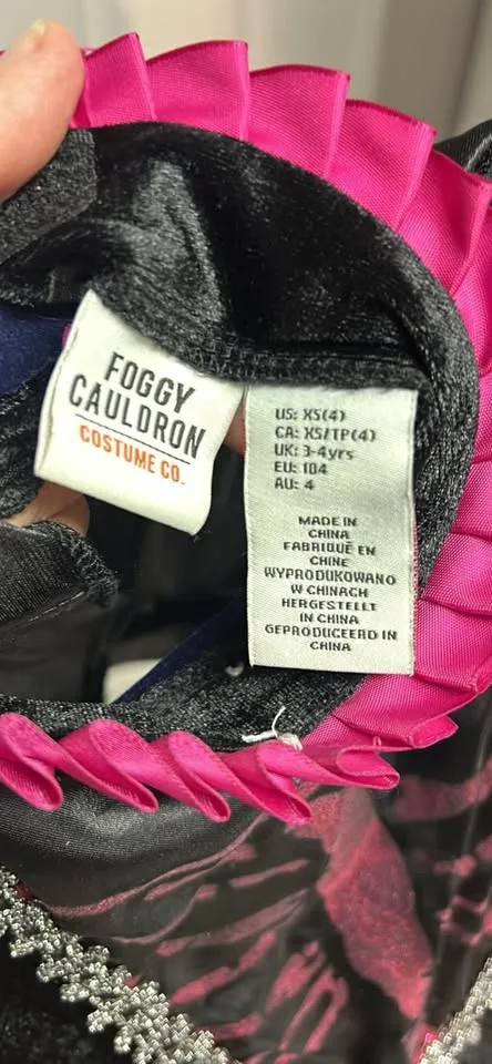 Skeleton bride costume size 4 image indicator(7)