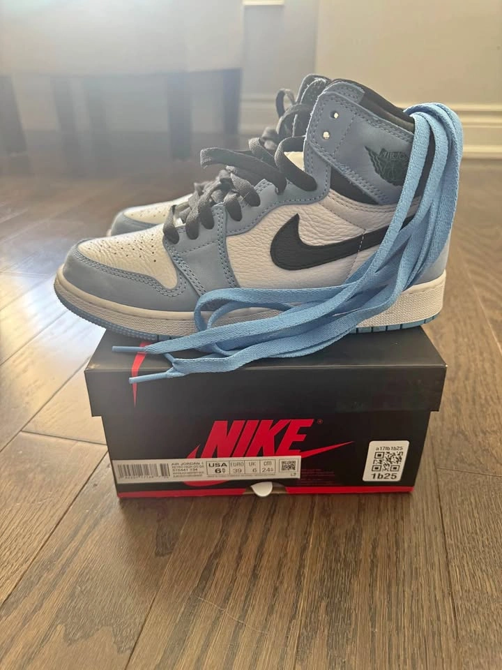 Air Jordan 1 High OG University Blue & Washed Black 6.5Y