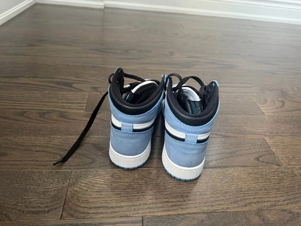 Air Jordan 1 High OG University Blue & Washed Black 6.5Y - photo 5