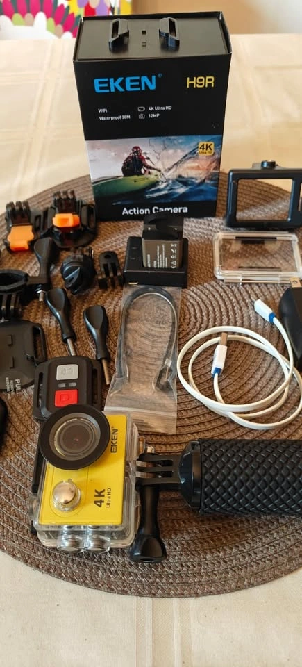Eken 4K Ultra HD Waterproof Action camera bundle - photo 2