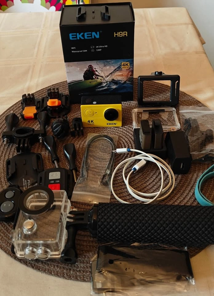 Eken 4K Ultra HD Waterproof Action camera bundle - photo 3