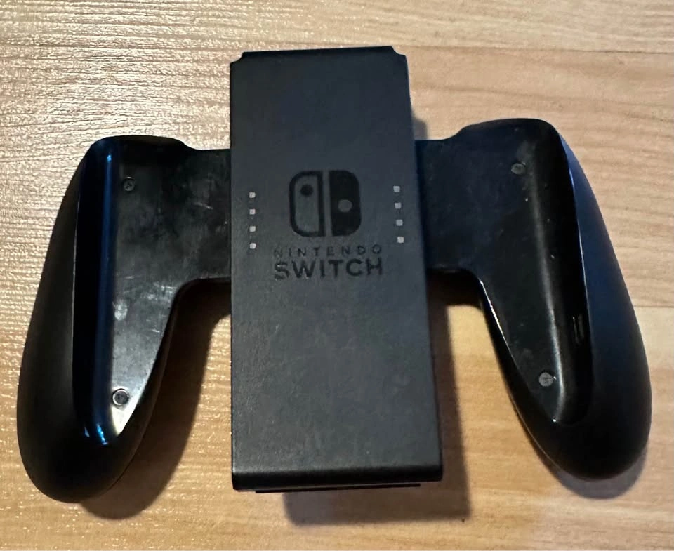 Nintendo Switch + Accessories - photo 2