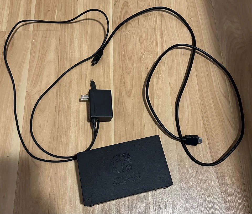 Nintendo Switch + Accessories - photo 3