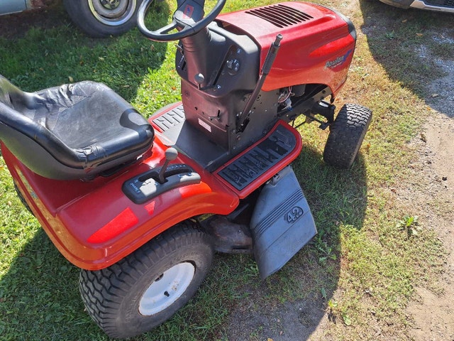 POULAN XT 15.5 42 INCH - photo 3