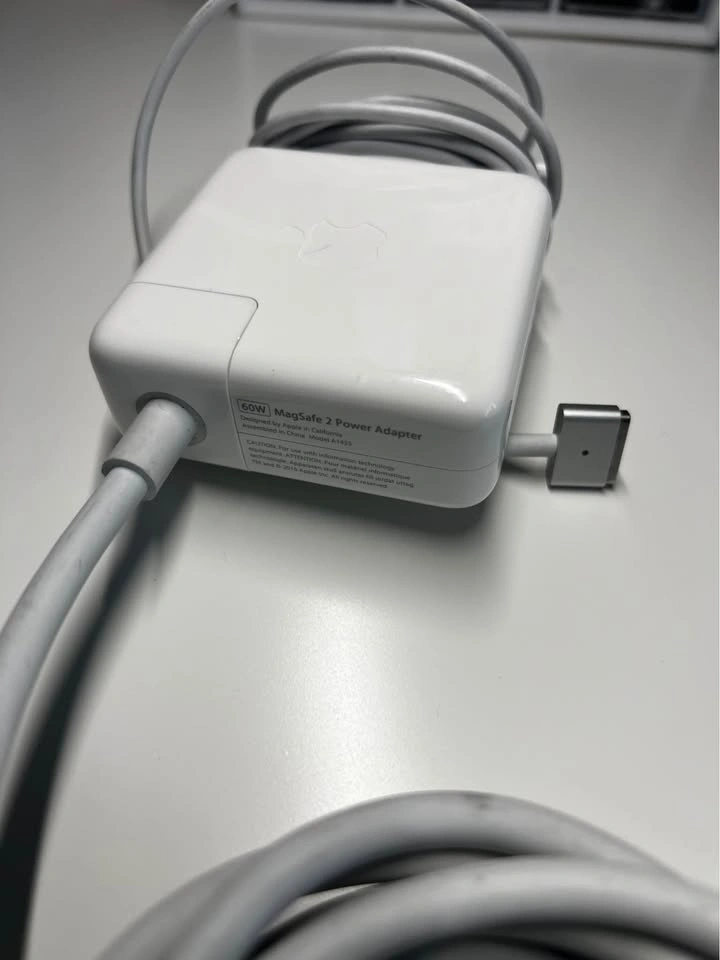 Original Apple 65W Magsafe 2 Charger for Macbooks - photo 3