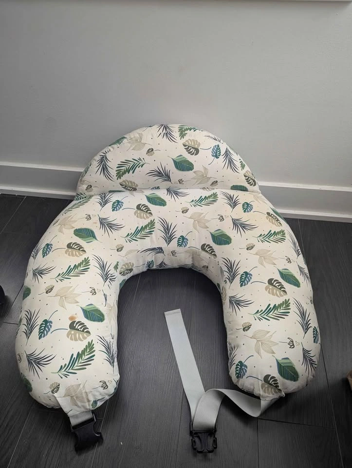 Nursing pillow - photo 2