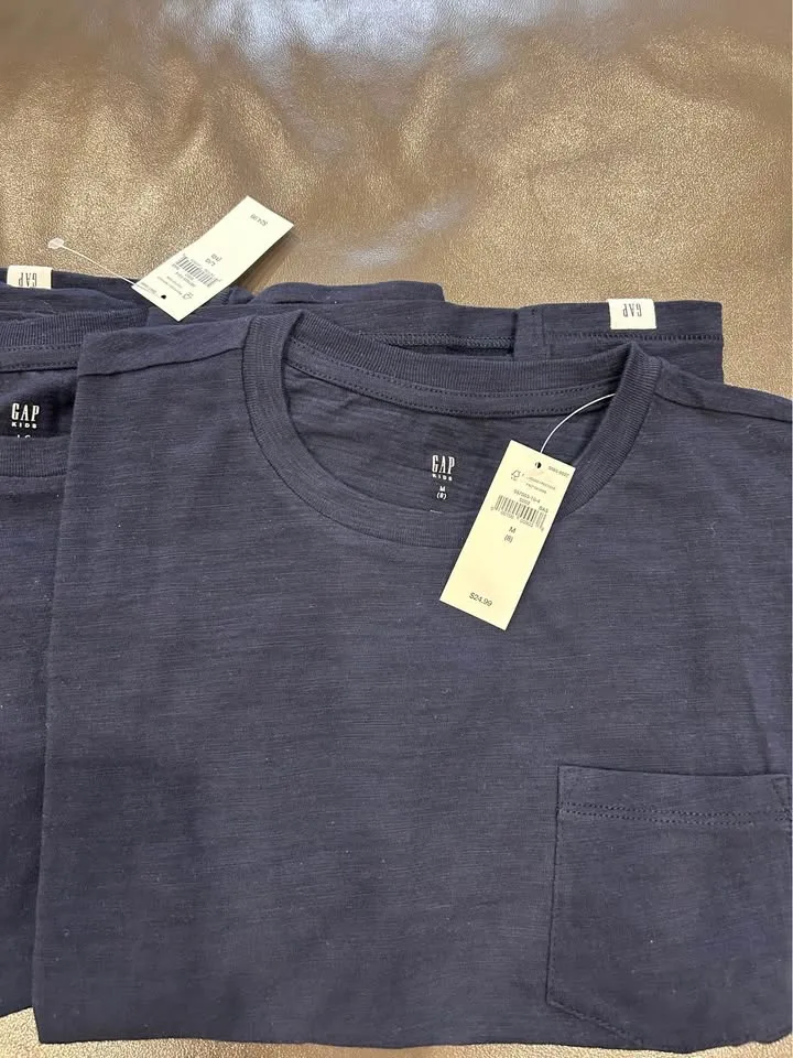 gap navy tees (x3) - size medium (8) and large (10) image indicator(4)