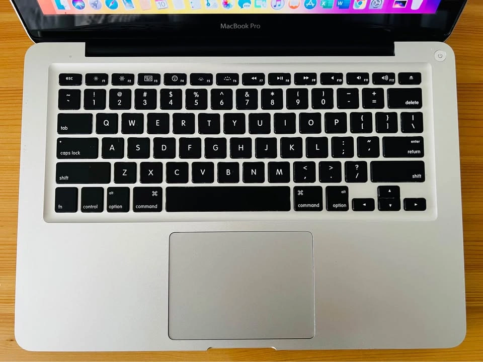 13” Macbook Pro - photo 2