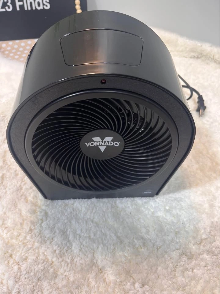 Vornado Velocity 3R Space Heater – Powerful Whole Room Heat - photo 3