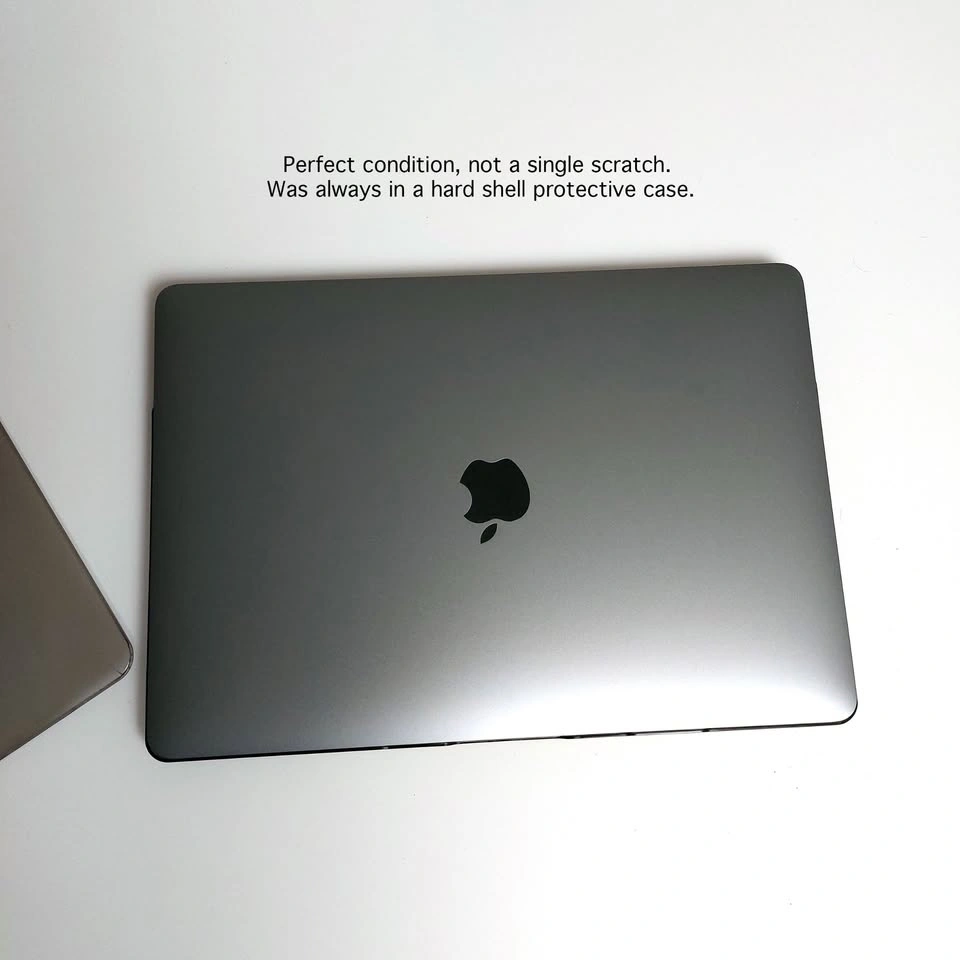 MacBook Pro 13-inch (2020) – Four Thunderbolt 3 Ports – Intel i5 - photo 2