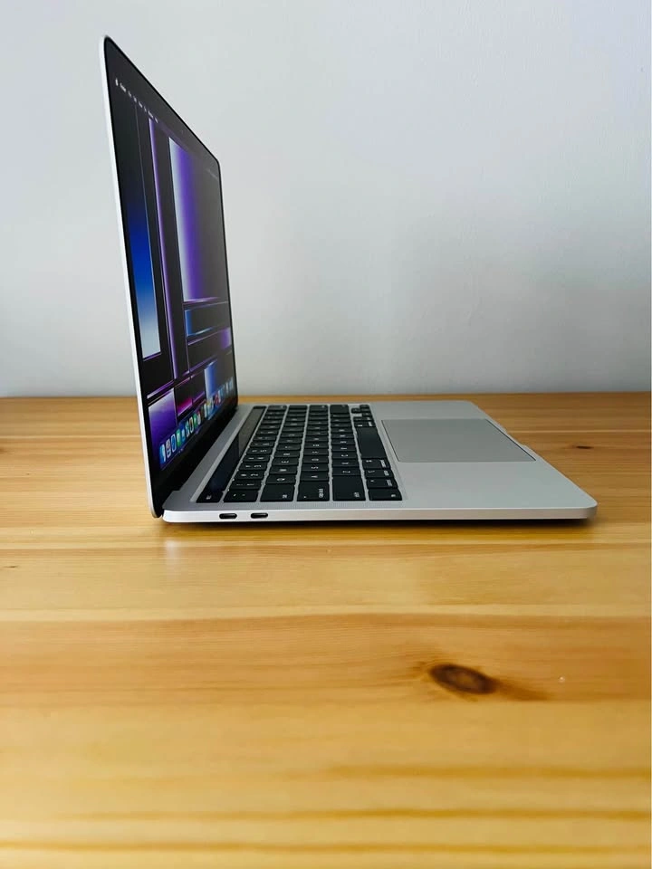 2020 Macbook Pro Touchbar 16GB RAM - 512GB Storage - photo 3