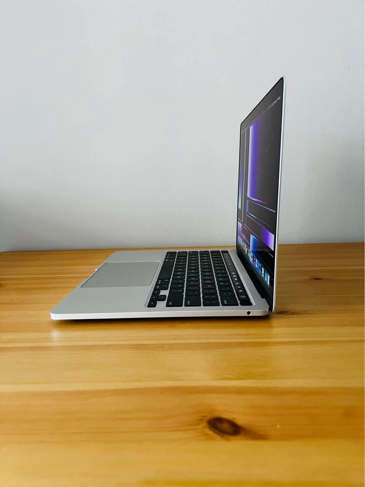 2020 Macbook Pro Touchbar 16GB RAM - 512GB Storage - photo 4