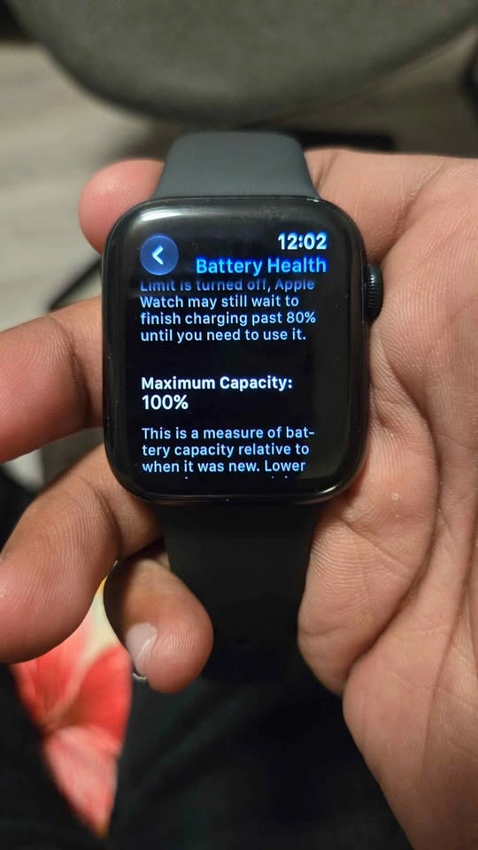 Apple Watch SE 3rd Gen 44mm (GPS) - Midnight Aluminum - photo 2