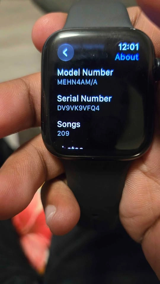 Apple Watch SE 3rd Gen 44mm (GPS) - Midnight Aluminum - photo 4