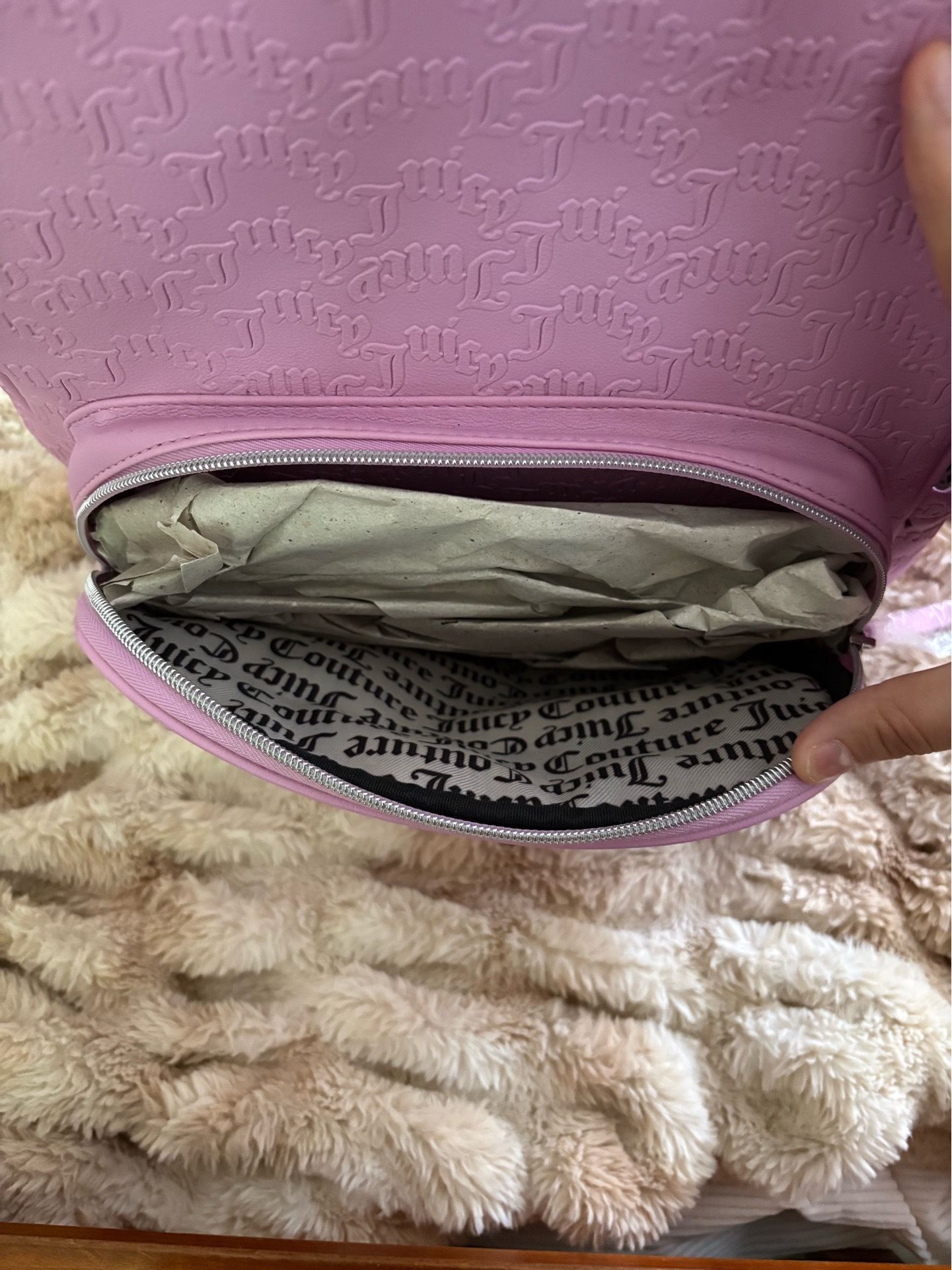 Juicy Couture "Fondant Pink" Backpack - photo 5