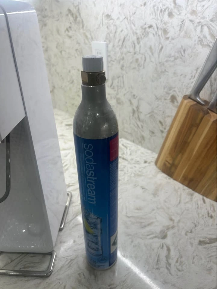 SodaStream Source Sparkling Water Maker - photo 3