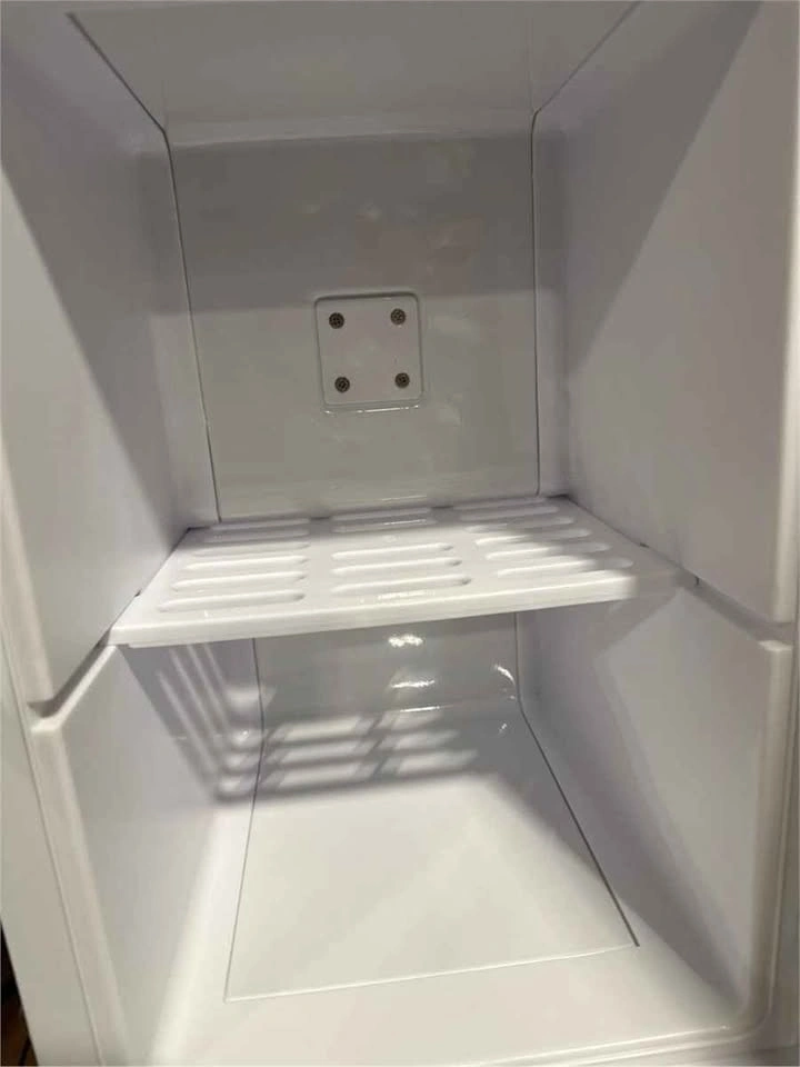 Mini Fridge 15L Portable - White - photo 4