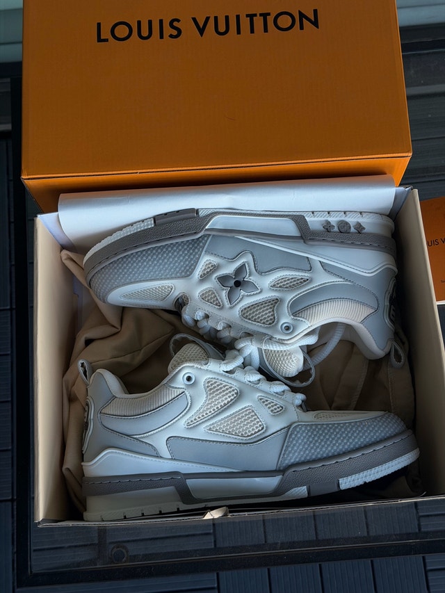 Louis Vuitton Skate Sneaker Size 9.5 - photo 3